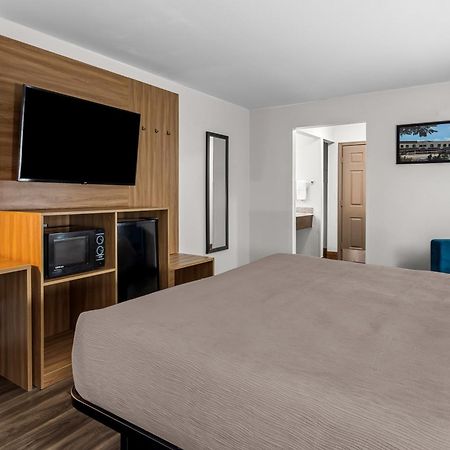 Quality Inn Cornelia Exteriör bild